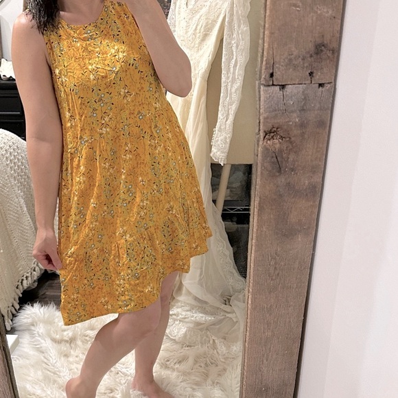 Old Navy Mustard Floral Dress size large - Picture 2 of 7